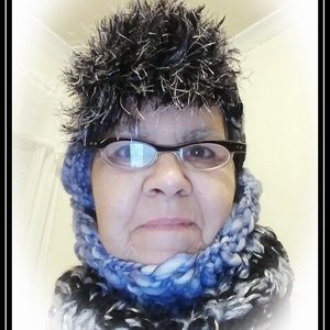 original handknitted scarf and hat #17